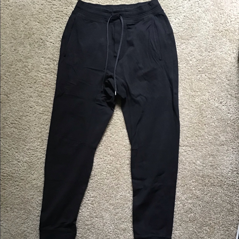 Men’s Lululemon Joggers Size Medium